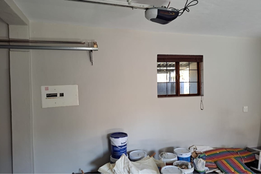 4 Bedroom Property for Sale in Buffelspoort Eco Estate North West